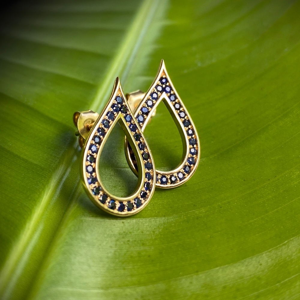 14k Gold Sapphire Tear Drop Stud Earrings